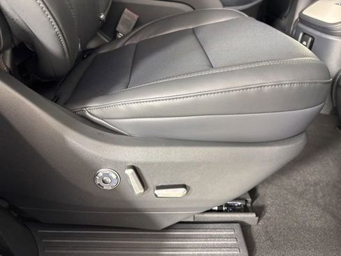 New 2025 Lincoln Navigator Reserve w/ Jet Appearance Package image 24