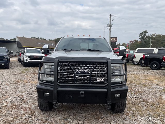 Used 2017 Ford F250 Platinum w/ FX4 Off-Road Package AWD/4WD image 2