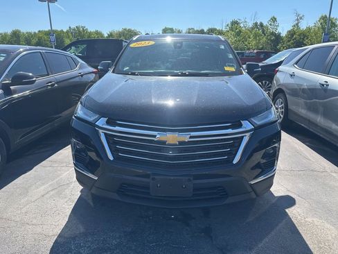 Used 2023 Chevrolet Traverse LT w/ LPO, Floor Liner Package AWD/4WD image 6