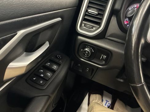Used 2021 RAM 1500 Big Horn AWD/4WD image 44