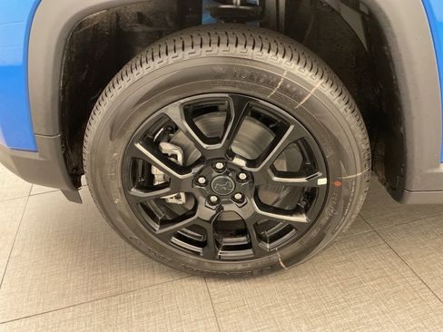 New 2026 Jeep Compass Latitude image 8