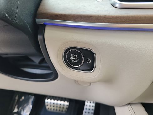 New 2026 Mercedes-Benz GLS 450 4MATIC image 19