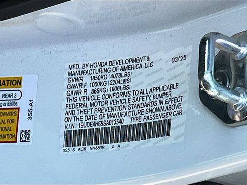 Used 2025 Acura Integra A-Spec FWD image 32
