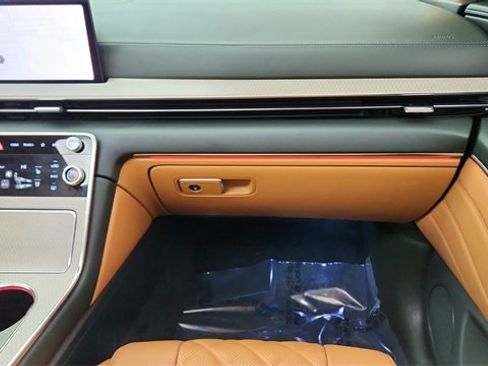 Used 2025 Genesis GV80 3.5T Prestige image 38