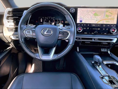 Used 2024 Lexus RX 350 Premium w/ Convenience Package FWD image 5
