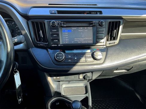 Used 2017 Toyota RAV4 XLE image 6