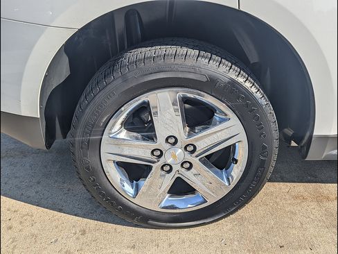 Used 2015 Chevrolet Equinox LTZ FWD image 16