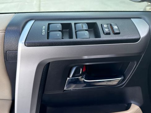 Used 2023 Toyota 4Runner SR5 image 10