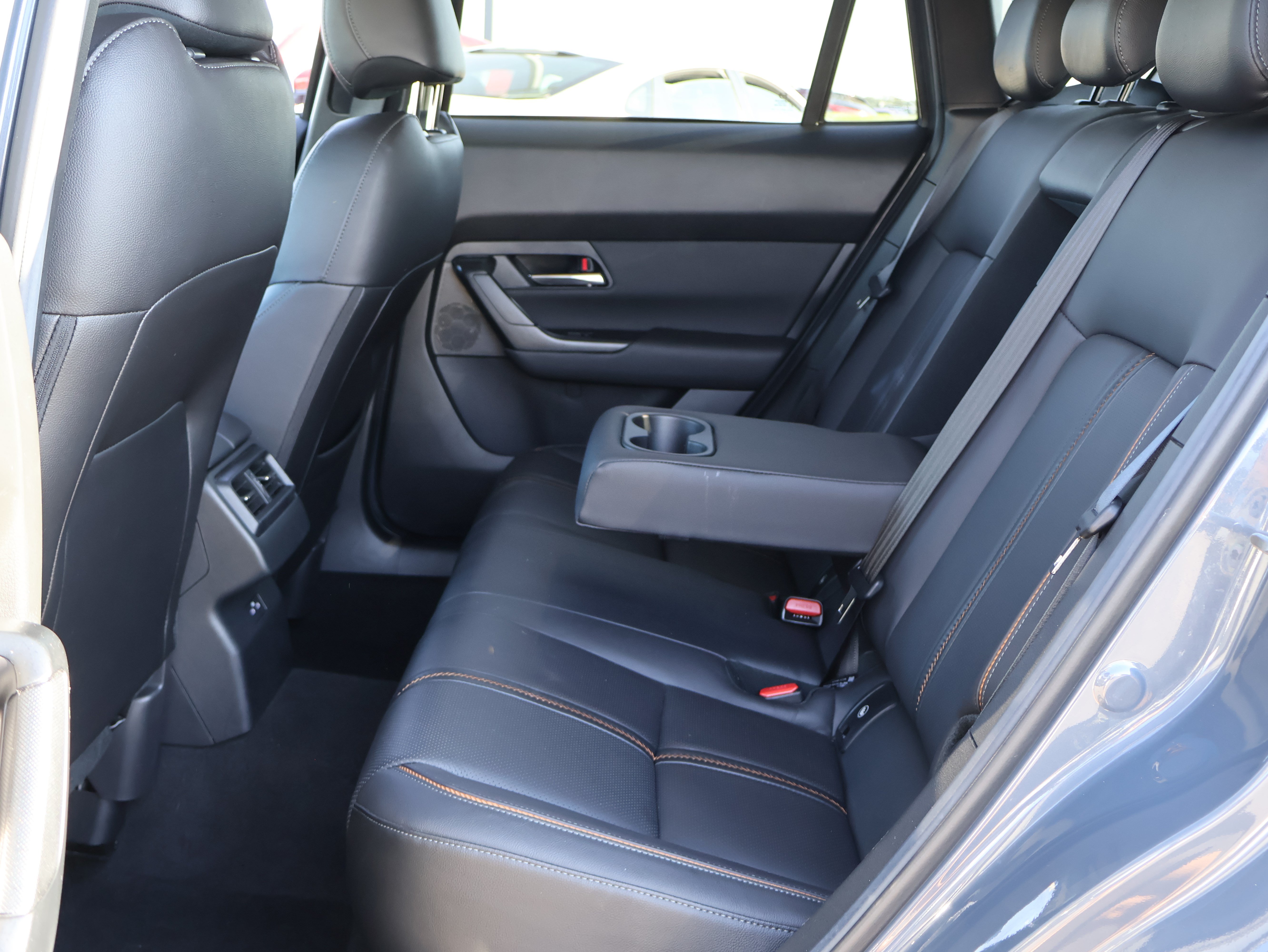 Used 2025 MAZDA CX-50 AWD 2.5 S w/ Premium Plus Pkg image 13