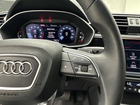 Used 2022 Audi Q3 2.0T Premium Plus AWD/4WD image 13
