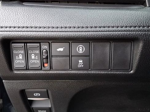 Used 2023 Honda Odyssey EX-L image 24