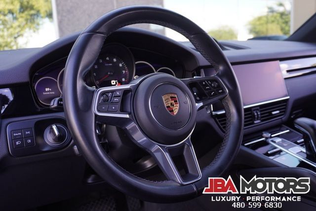 Used 2023 Porsche Cayenne AWD/4WD image 92