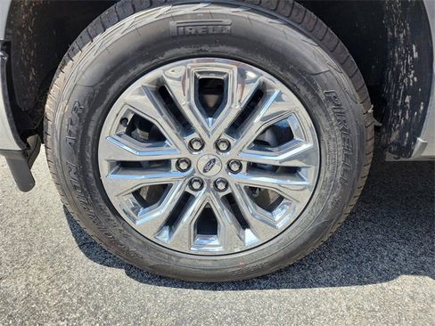 New 2025 Ford F150 XLT w/ Equipment Group 303A High image 31