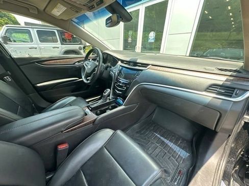 Used 2019 Cadillac XTS Luxury FWD image 14