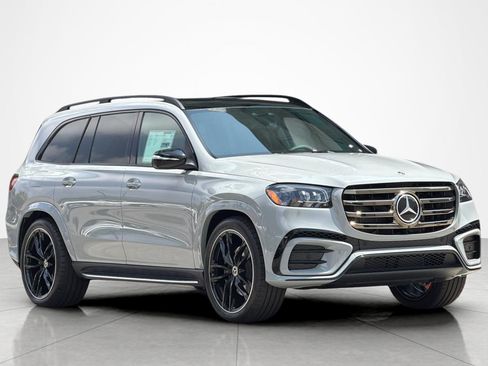 New 2026 Mercedes-Benz GLS 580 4MATIC image 7