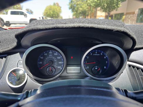 Used 2010 Hyundai Genesis 2.0T RWD image 28