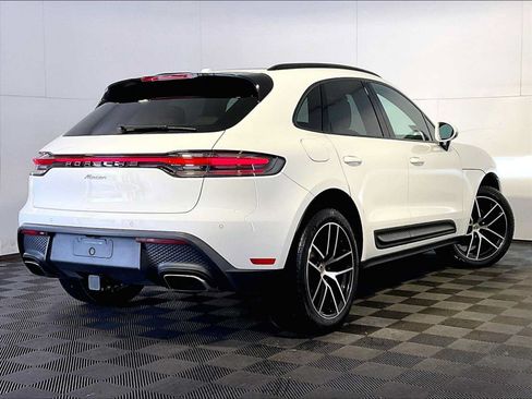 Certified 2024 Porsche Macan AWD/4WD image 7