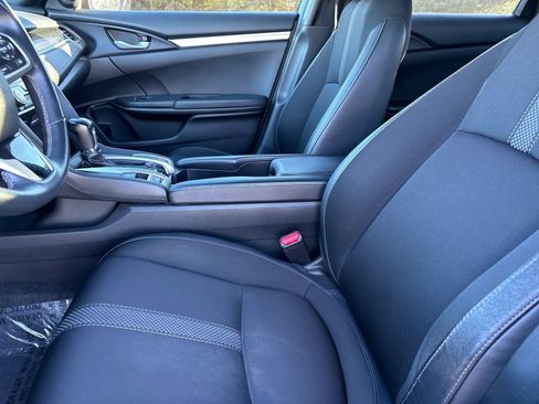 Used 2020 Honda Civic Sport image 17