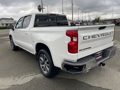 Used 2022 Chevrolet Silverado 1500 LT image 7
