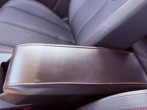 Used 2013 Chevrolet Equinox LT w/ All Star Package image 40