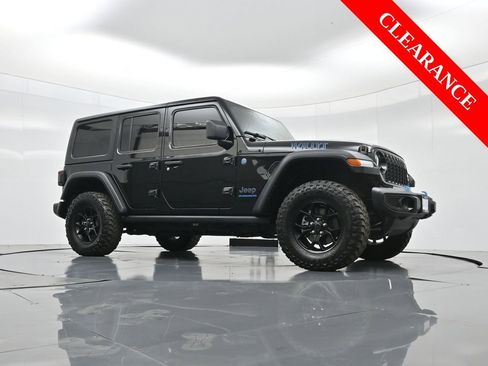 Used 2024 Jeep Wrangler Willys 4xe image 45