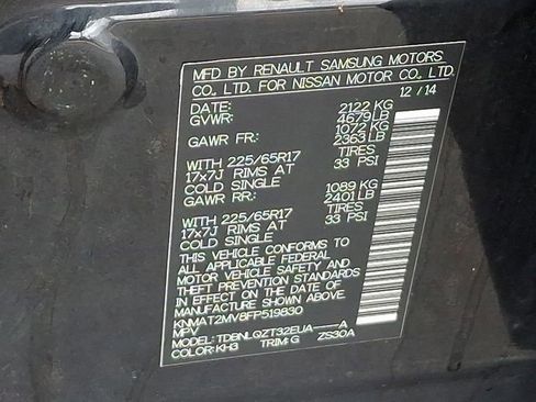 Used 2015 Nissan Rogue SV image 28