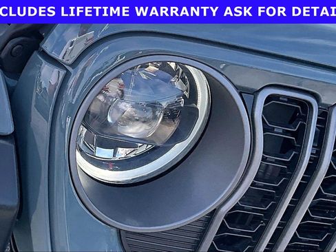 Used 2026 Jeep Gladiator Mojave AWD/4WD image 23