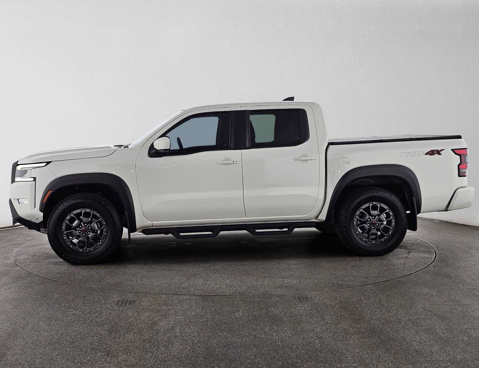Used 2024 Nissan Frontier PRO-4X w/ Pro Premium Package AWD/4WD image 6