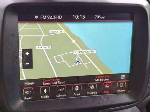 Used 2018 Jeep Renegade Limited w/ UConnect 8.4 Nav Group image 21