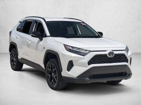 Certified 2025 Toyota RAV4 XLE FWD image 3