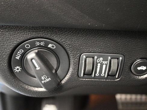 Used 2021 Dodge Charger R/T w/ Plus Group RWD image 12