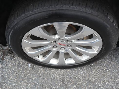 Used 2018 GMC Yukon Denali AWD/4WD image 31