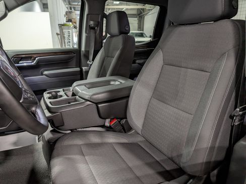 Used 2024 GMC Sierra 1500 Elevation image 11