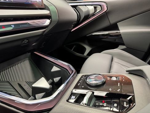 Used 2026 BMW X3 xDrive30 w/ Premium Package image 18