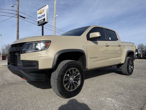 Used 2022 Chevrolet Colorado ZR2 image 2