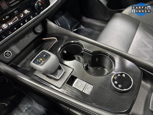 Used 2022 Nissan Rogue Platinum w/ Head-Up Display Package image 20