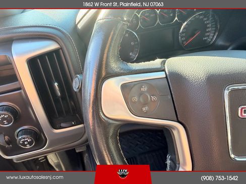 Used 2018 GMC Sierra 1500 SLE w/ SLE Value Package AWD/4WD image 15