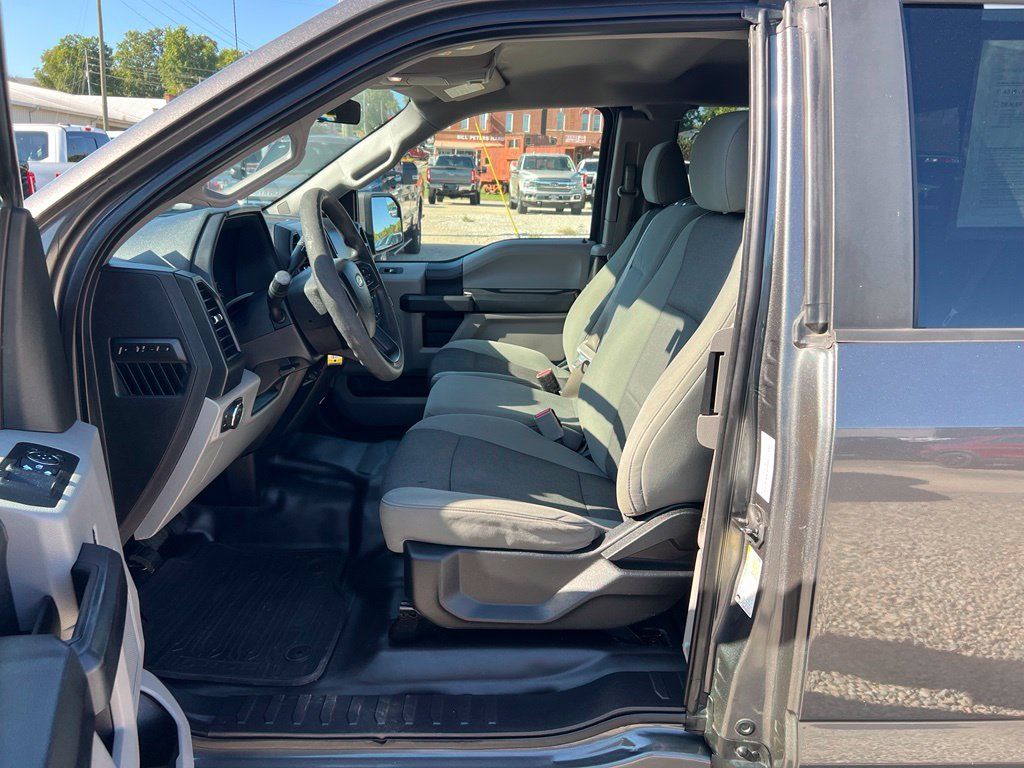 Used 2015 Ford F150 XL w/ Equipment Group 101A Mid AWD/4WD image 13