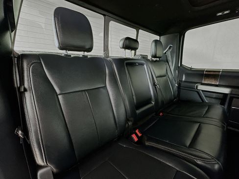 Used 2022 Ford F250 Lariat w/ Black Appearance Package image 26