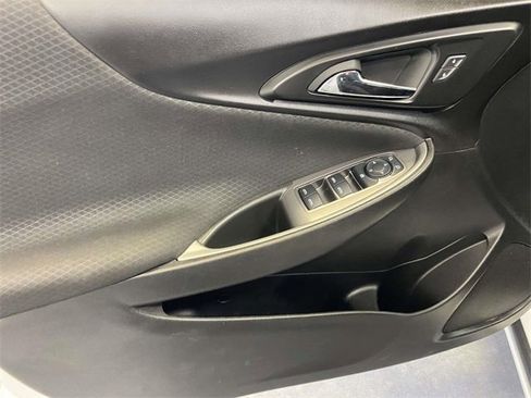 Used 2024 Chevrolet Malibu LT image 17