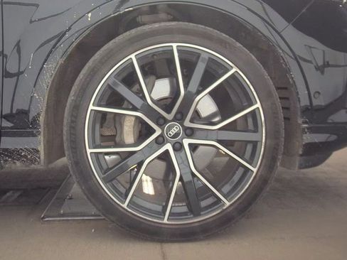 Used 2021 Audi Q7 3.0T Prestige image 19