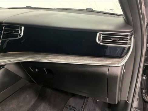 Used 2022 Jeep Wagoneer Series III w/ Convenience Group I image 16