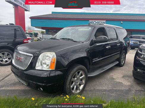 Used 2014 GMC Yukon XL Denali AWD/4WD image 1