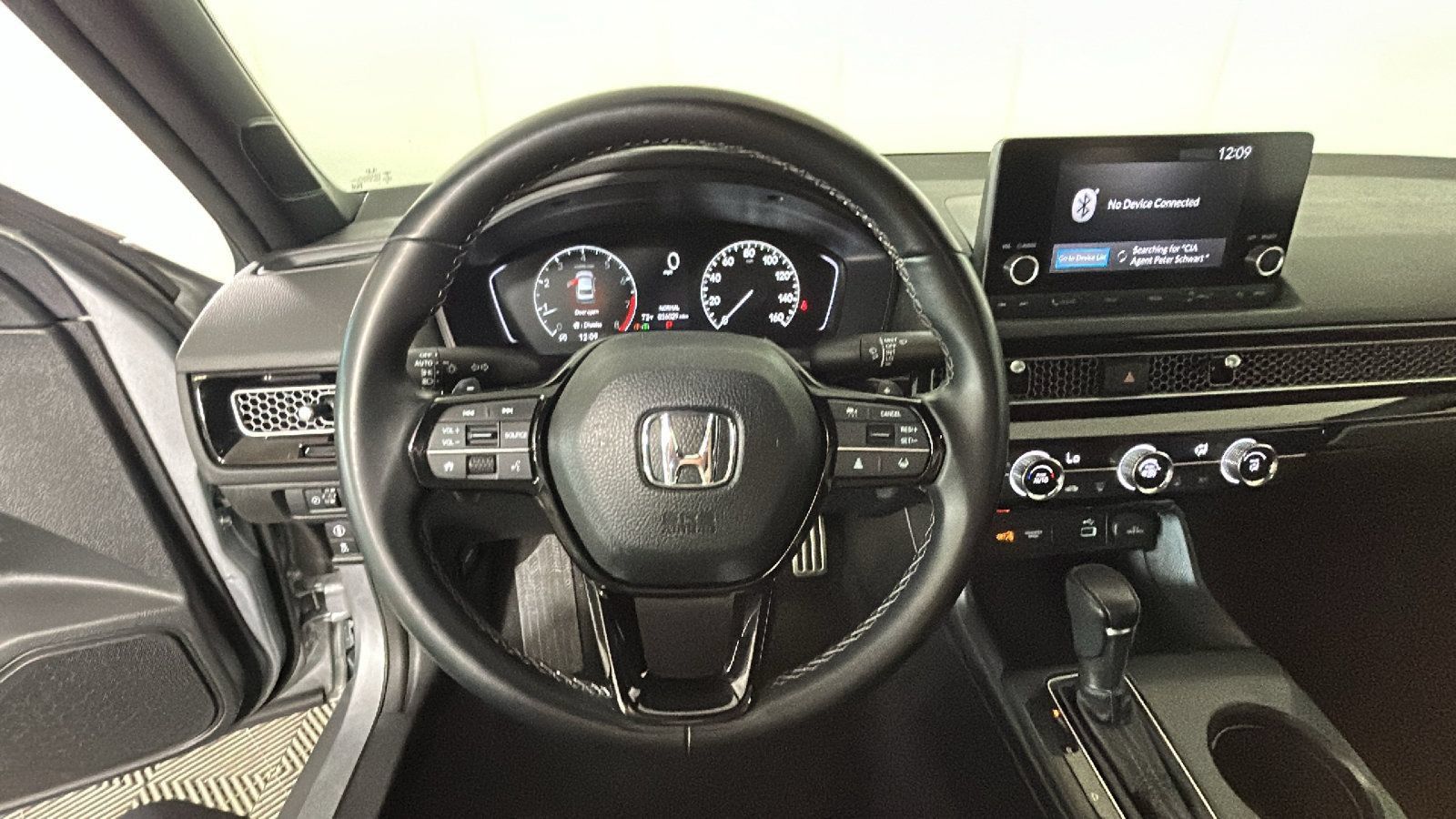 Used 2023 Honda Civic Sport image 15