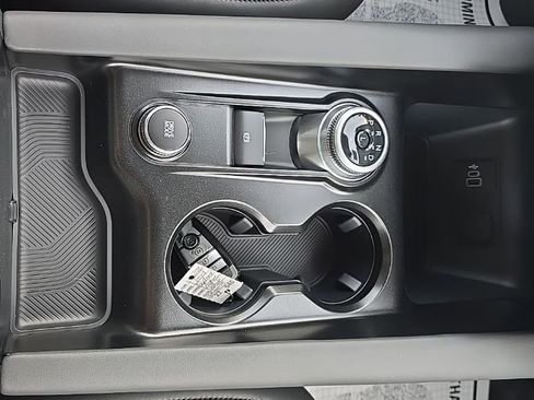 New 2026 Ford Explorer Active w/ Active Comfort Package RWD image 37
