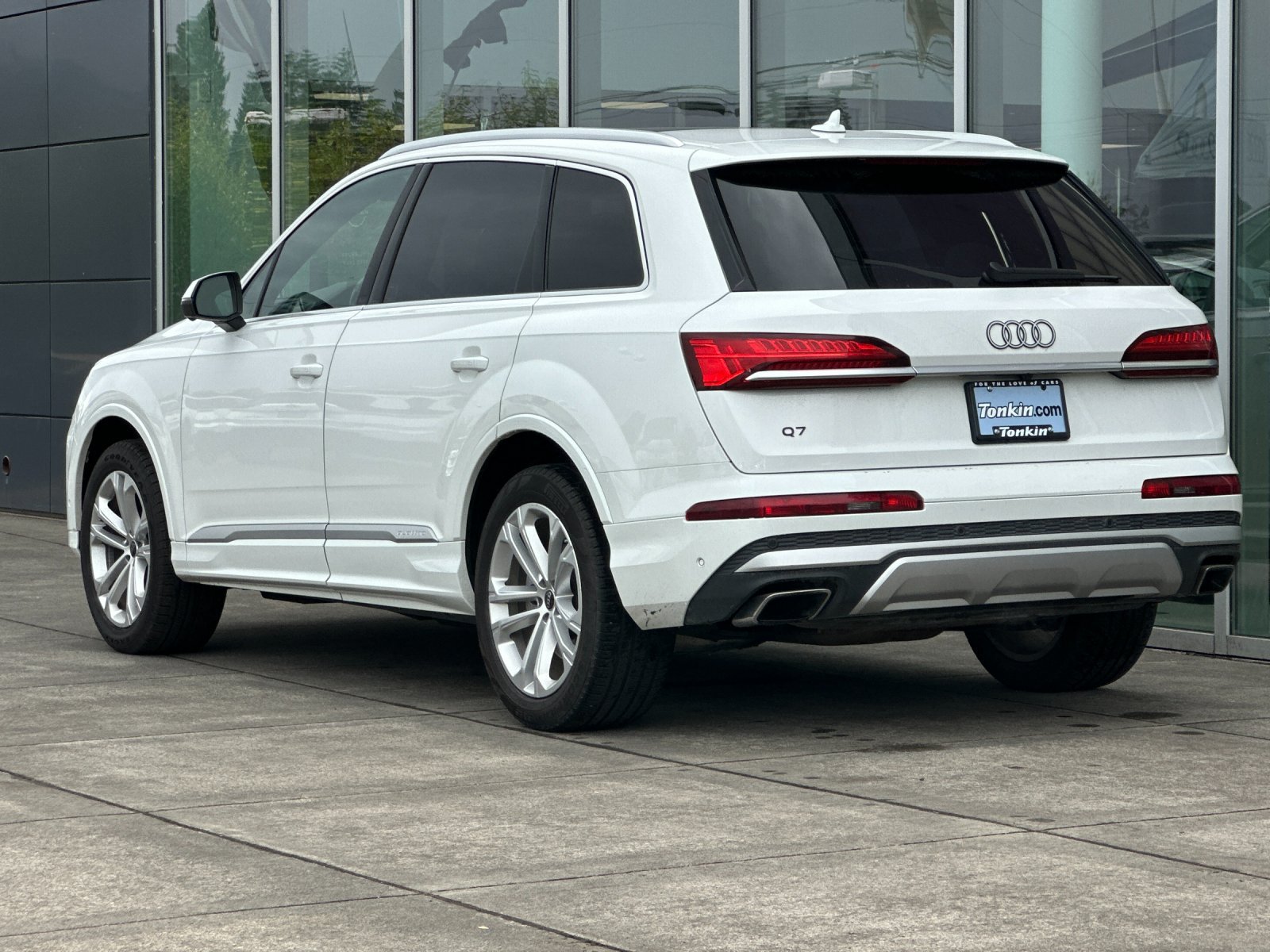 Used 2025 Audi Q7 3.0T Premium Plus AWD/4WD image 6