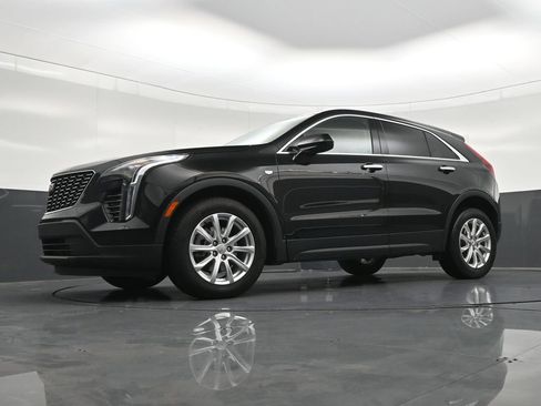 Used 2023 Cadillac XT4 Luxury FWD image 23