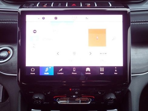 New 2025 Jeep Grand Cherokee Limited w/ MOPAR Finishing Package image 21