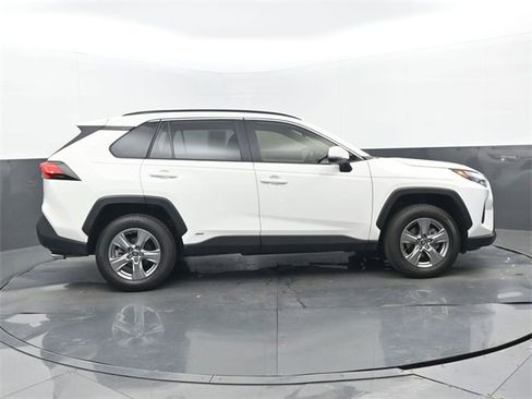 Used 2023 Toyota RAV4 XLE image 2