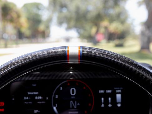 New 2024 McLaren 750S Spider image 36